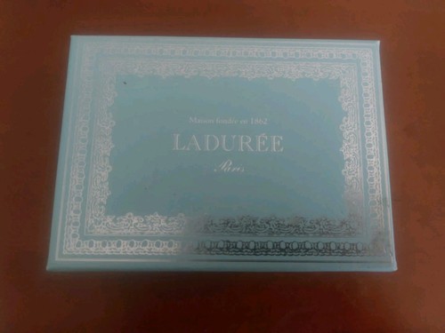 Petite boîte ladurée - petite,