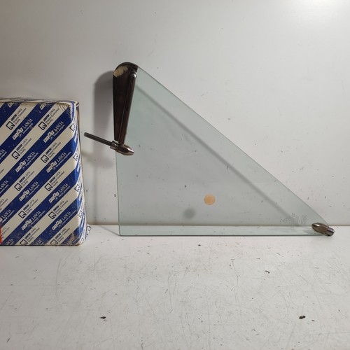 Vitre déflecteur gauche - vitre,