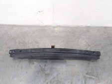 8T0807313 renfort pare-choc