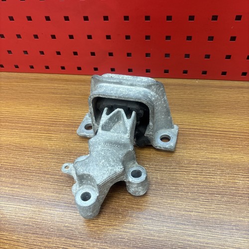 Support moteur supérieur - support,