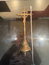 Crucifix ancien en laiton –