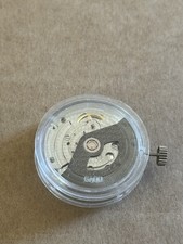 Mouvement Yonger Et Bresson Automatique Réserve De Marche