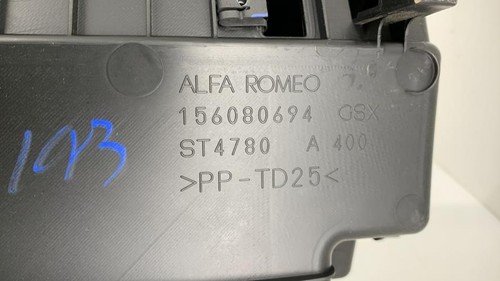 Boite gants alfa romeo mito - a,