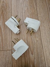 Prise électrique 32 a 380 volts