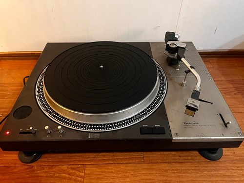 Technics 1100 turntable - technics,