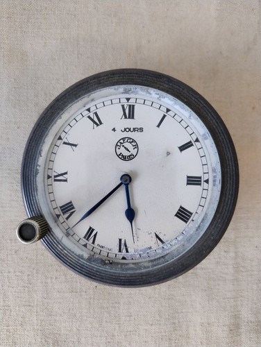 Ancienne montre horloge - ancienne, de