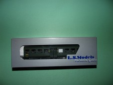 LS MODELS voiture voyageurs