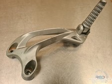 Platine repose pied passager