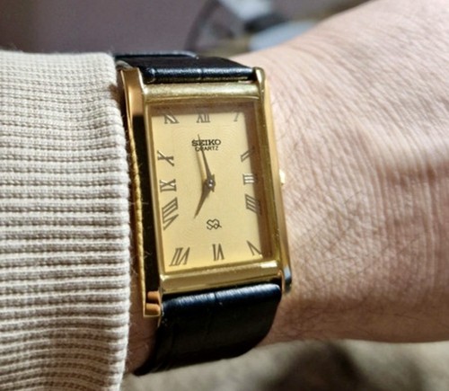 Montre vintage hommage - ,