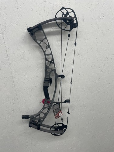 Hoyt alpha ax2 compound bow - alpha,