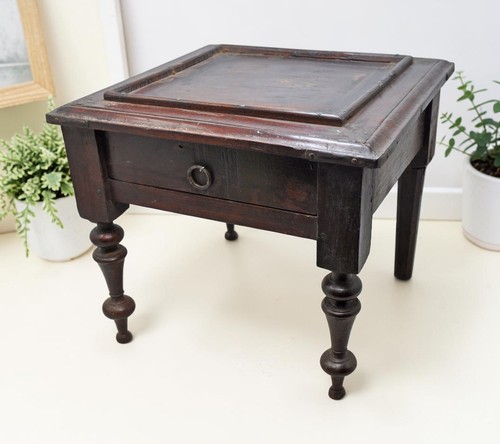 Petite table chevet - petite, de