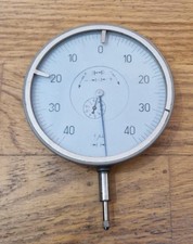 M Comparateur mécanique très