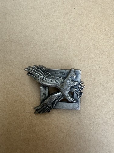 Médaille militaire insigne - médaille,