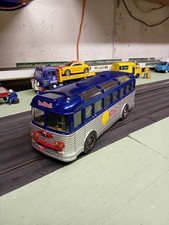 CAR US RED BULL  POUR CIRCUIT SLOT   1/32   ( Déco )