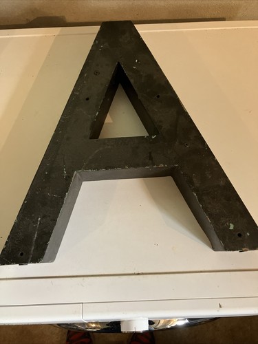 Lettre fer ancienne - en,