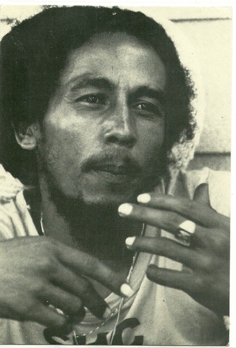 Rare carte postale bob - /,