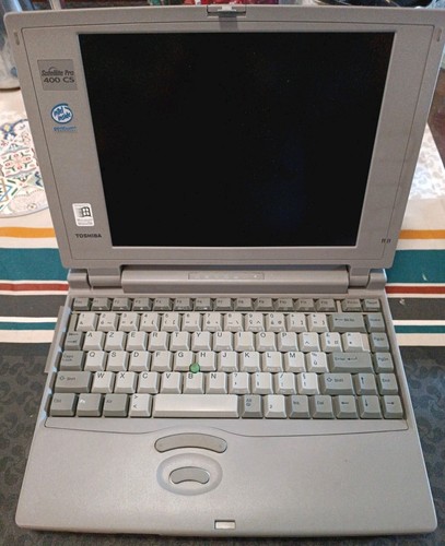 Toshiba satellite 400cs 810 - satellite,
