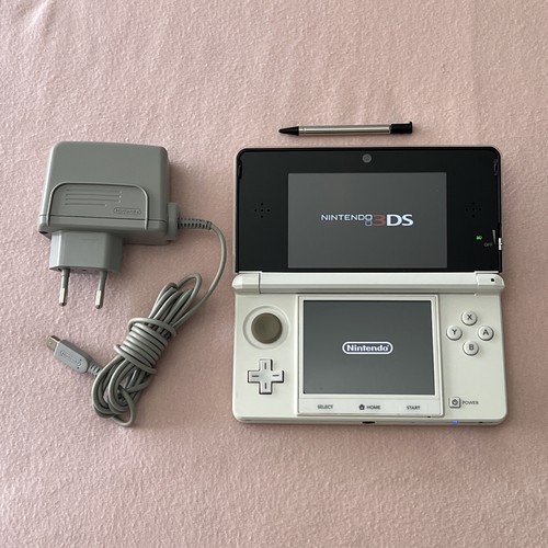 Console blanche nintendo 3ds - console,