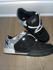 DVS Skate Shoes Militia Size 9