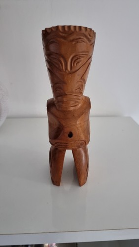 Wooden sculpture pacifics - sculpture,