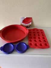 Tupperware Lot 2 Moules Silicone, Livret et Tartelettes - en bon etat