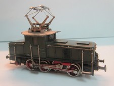 P 162 /  SUPERBE LOCOTRACTEUR TRAIN HO / MARQUE MARKLIN  3 RAILS