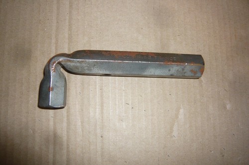 Clé tube pipe - clé,