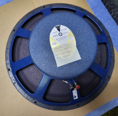 Pair jbl le15a - pair,