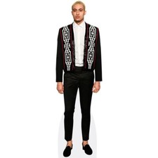 Kyle Kuzma (Smart Outfit)