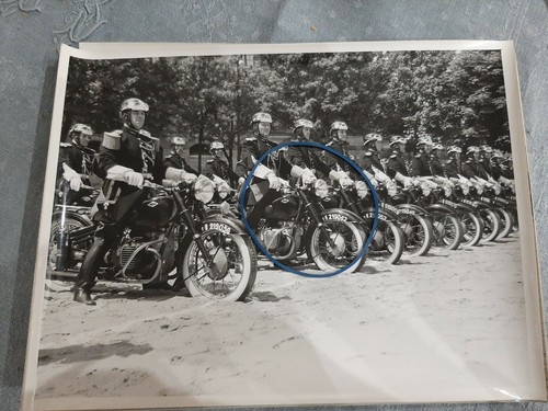 Photo moto gendarmerie superbe - photo,