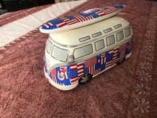 TIRELIRE COMBI SAMBA VW VOLKSWAGEN EN PORCELAINE