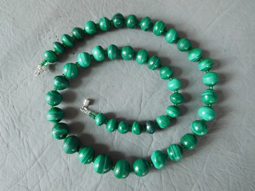 Collier ancien chute - chute, pierre