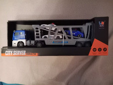 camion porte voiture a friction et lumiere 1/32 neuf