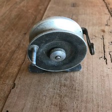 ancien matériel de pêche N4