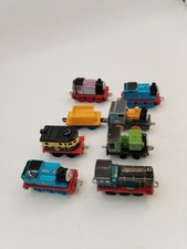 LOT de 8 LOCOMOTIVE THOMAS