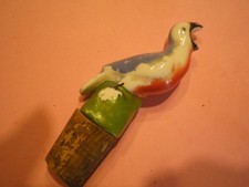 BOUCHON VERSEUR ANCIEN  PORCELAINE