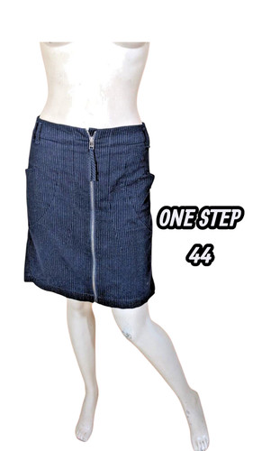 One step taille superbe - taille, 44