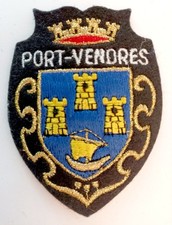 Écusson ancien PORT-VENDRES Pyrénées-Orientales France - en feutrine brodée