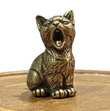 Lovely figure Brass Cute Cat