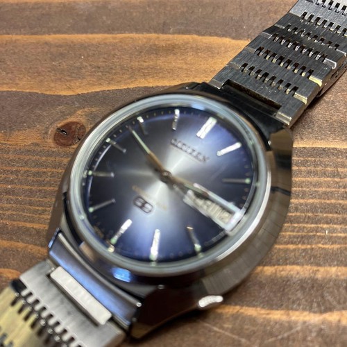 Montre balancier - à,