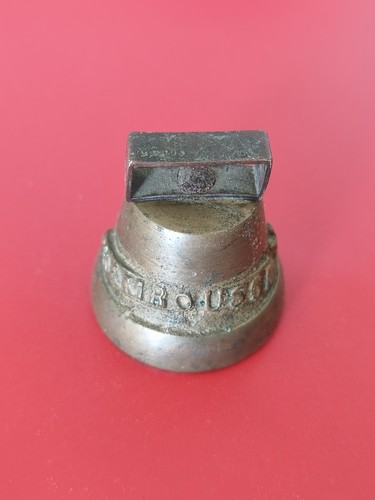Petite cloche ancienne - , signée