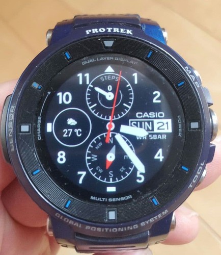 Montre connectée casio - casio, pro