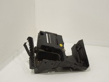 Skoda Superb 3T B6 Support de support de boîte à fusibles de relais principal