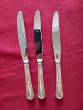 3  Couteaux à Entremet métal argenté Orfevre saint medard modèle filet 