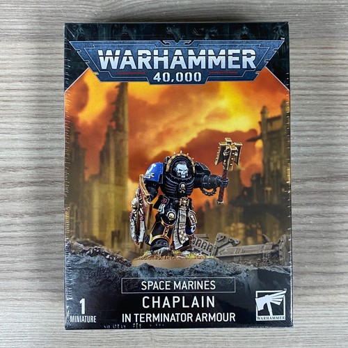 Aumônier des space marines - aumônier, en