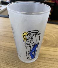 Cabu verre signé Cabu