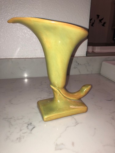 Mid century ceramic - mid, lily