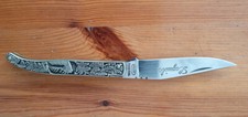 Ancien couteau de poche  pliant Laguiole  manche metal ouvrage theme chasse