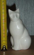 sculpture statue chat stylisé