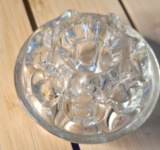 ANCIEN  pique fleurs en verre